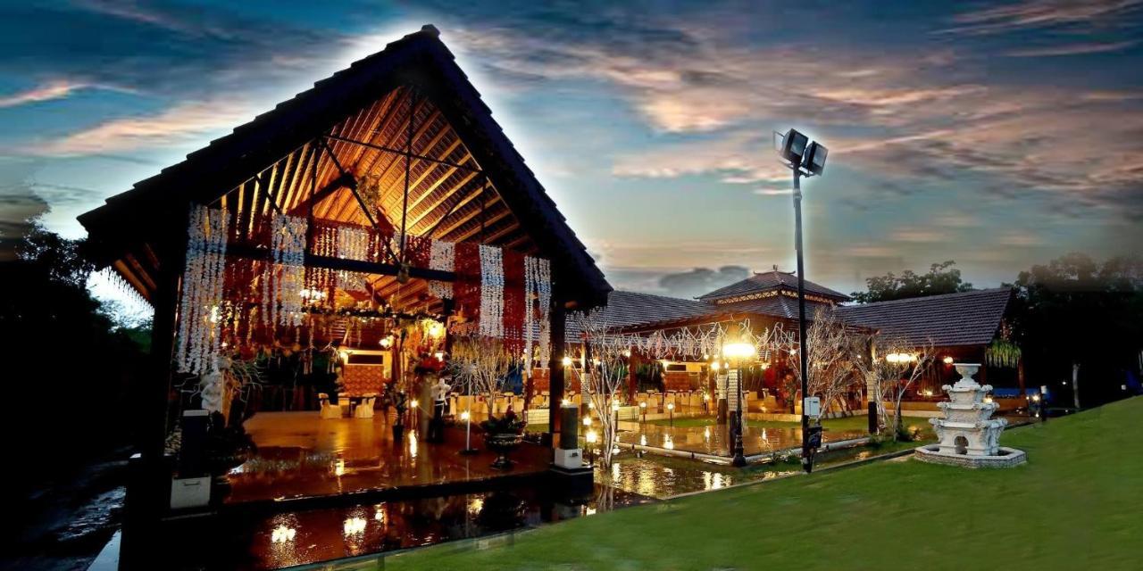 Lamba Celebrations Hotel Nagpur Exterior photo