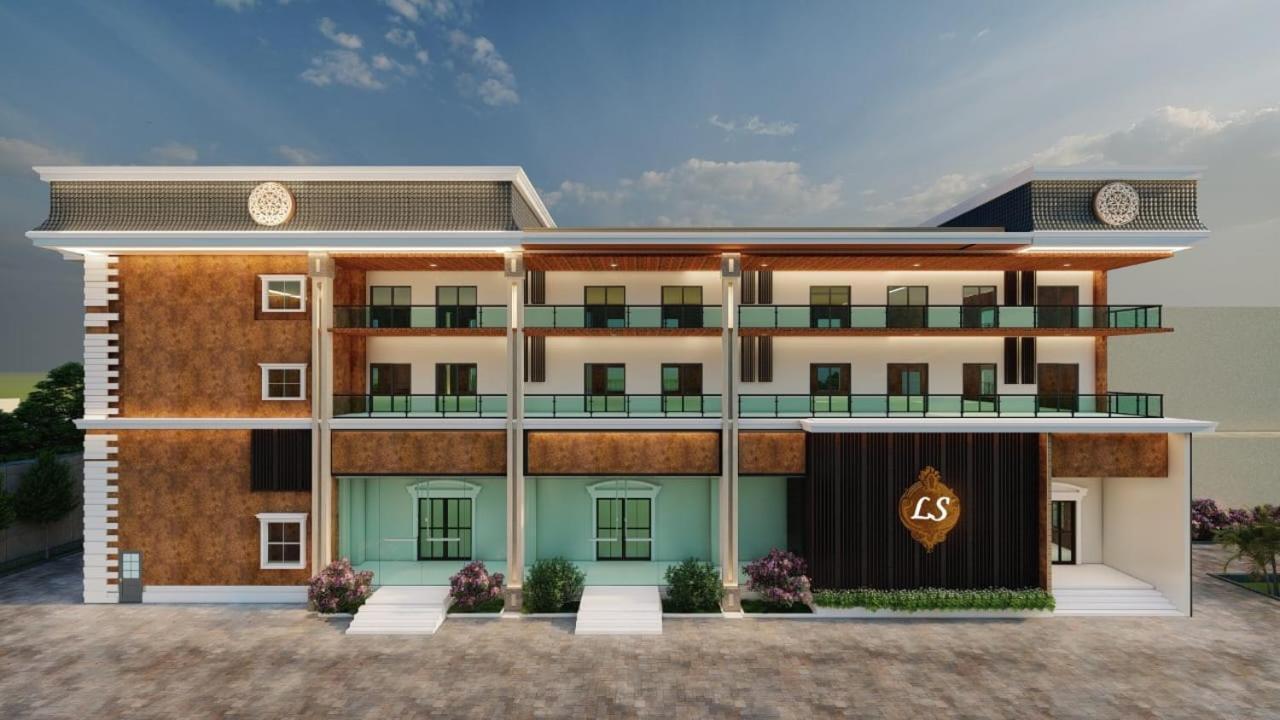 Lamba Celebrations Hotel Nagpur Exterior photo